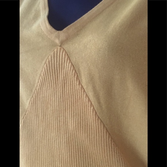 🌾 V neck sweater - Picture 4 of 5